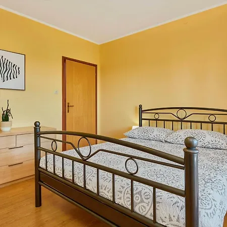 Vila Holiday House Emma With Private Pool For 6 People *