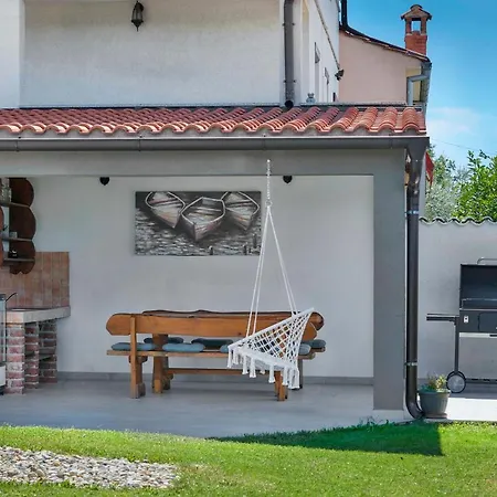 Holiday House Emma With Private Pool For 6 People *